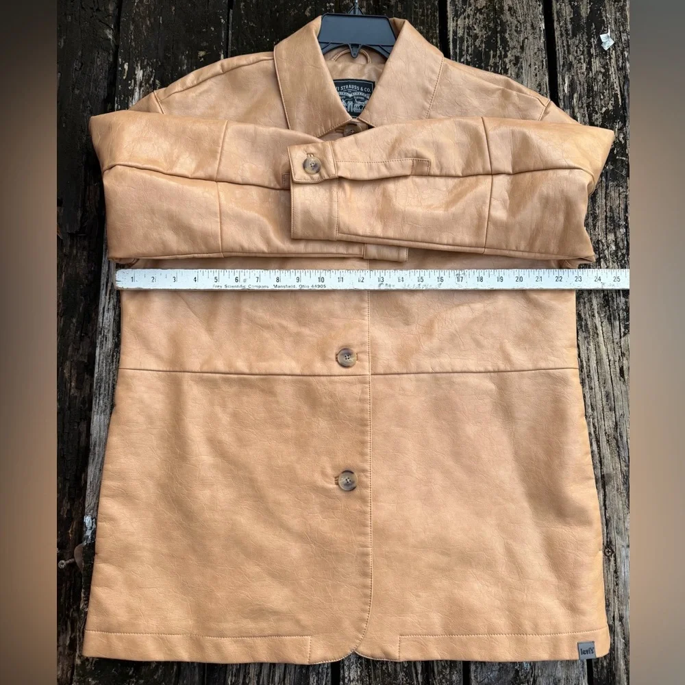 Vintage Levi's Womens Relaxed Fit Button Down Faux Leather M Blazer Jacket T5